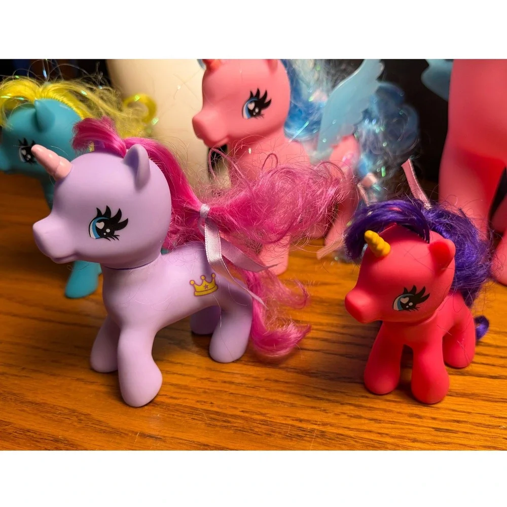 Vintage - My Little Pony Figures: Lot of 8, Unicorn Pegasus Wings - Mixed Sizes